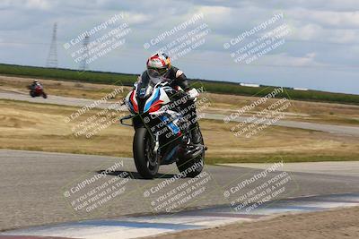 media/Apr-26-2024-TrackDaz (Fri) [[c4b677d280]]/B Group/120pm (Wheelie Bump)/
